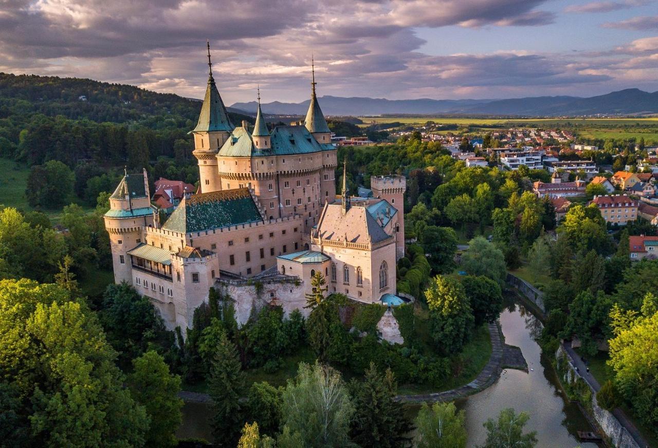 Apartmanovy Penzion Bojnice Buitenkant foto